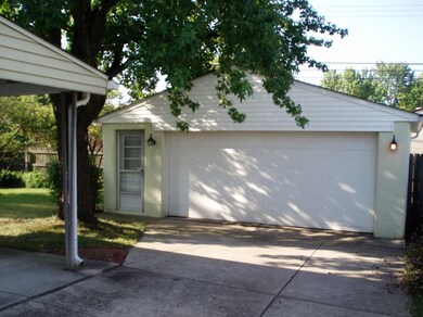 1319 Fowler Dr, Columbus, OH 43224 - photo 4