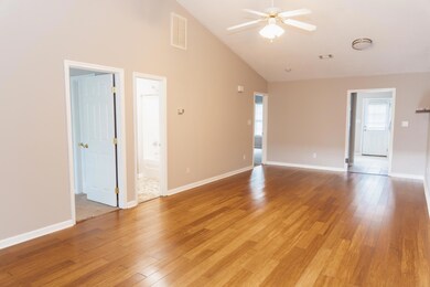 450 Flowing Creek Dr, Evans, GA 30809 - photo 5