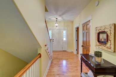 Creek Edge - Hallway