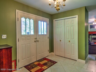 3264 Cranberry Heights Dr, East Stroudsburg, PA 18301 - photo 4