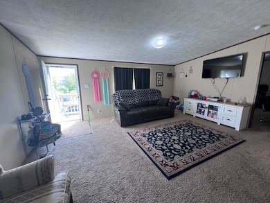 209 Dalewood Rd, Middlesboro, KY 40965 - photo 5