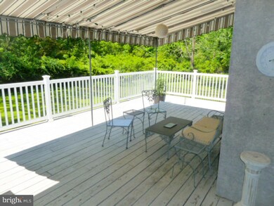 442 Amity Ln, North Wales, PA 19454 - photo 4