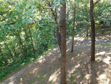 9 Davis Cir, Bella Vista, AR 72715 - photo 3