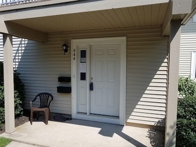 ENJOY COMING HOME TO YOUR NEW TWO BEDROOM, ONE CAR