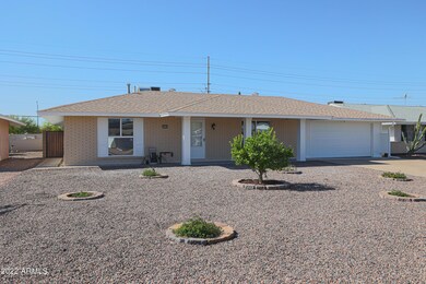 10123 W Caron Dr, Sun City, AZ 85351 - photo 2
