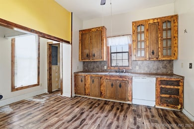 233 W 3rd St, Atoka, OK 74525 - photo 7