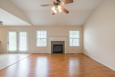 Molea-Crestwood-Home-8