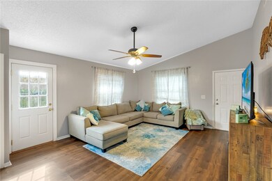 Vinyl Flooring throughout!