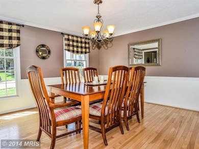 6305 Skinner Dr, Burke, VA 22015 - photo 5