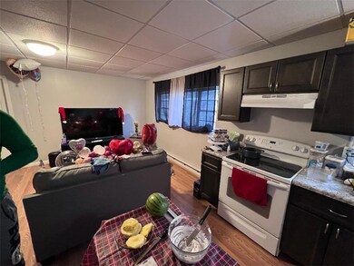 132 S 8th St unit B, Allentown, PA 18101 - photo 2