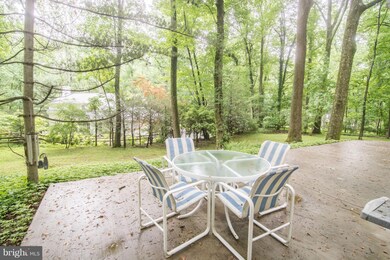 11401 Woodland Dr, Lutherville Timonium, MD 21093 - photo 6