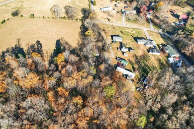 1637 Sheets Hollow Rd, Greenback, TN 37742 - photo 6