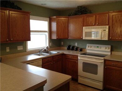 11708 Gold Fields Dr, Grand Ledge, MI 48837 - photo 6