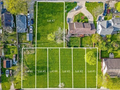 10-2442 Kilbourne Ave HDR-3 LOT LINES