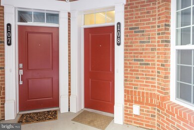 23230 Milltown Knoll Square unit 108, Ashburn, VA 20148 - photo 2