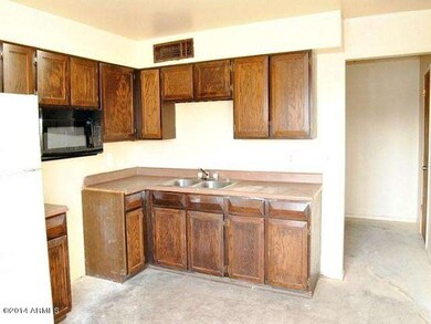 023-279020 - Kitchen (3)