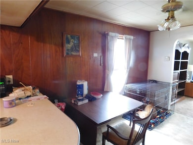 30051 Regent Rd, Wickliffe, OH 44092 - photo 4