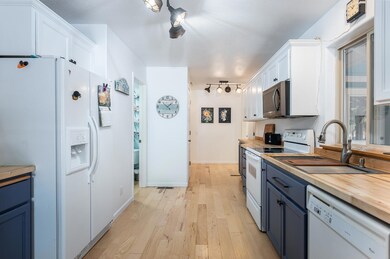 _1728 Lund - MLS-8128
