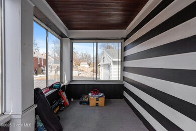 26-web-or-mls-2075-curry-rd