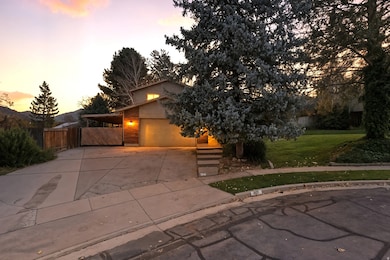 View of front of home with driveway