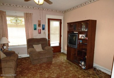 247 E Elm St, Allentown, PA 18109 - photo 2