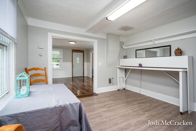 120 S Jackson St, Ionia, MI 48846 - photo 6