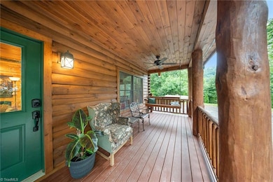 5864 E Brocktown Rd, Moravian Falls, NC 28654 - photo 4