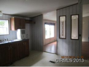 104 Wildcat Dr, Windfall, IN 46076 - photo 4