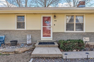 201 9th Ct, Overbrook, KS 66524 - photo 6