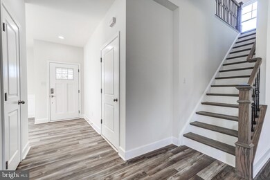 17667 Washington St, Dumfries, VA 22026 - photo 7