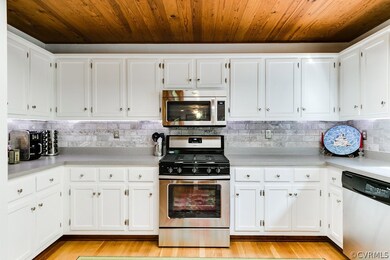 Kitchen view.....check out the amount of cabinetry