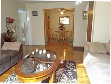 31 Montvale Ave unit 7, Woburn, MA 01801 - photo 3