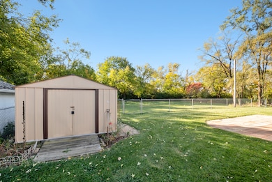 602 Norton Ave, Joliet, IL 60432 - photo 4