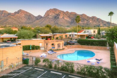 10160 N Valle Del Oro Dr, Tucson, AZ 85737 - photo 6