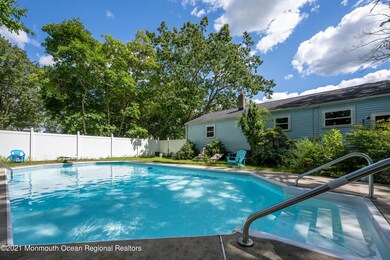 11 Darien Rd Pool-3