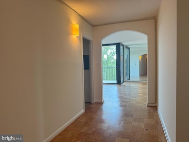 The Riviera unit 618, Chevy Chase, MD 20815 - photo 4