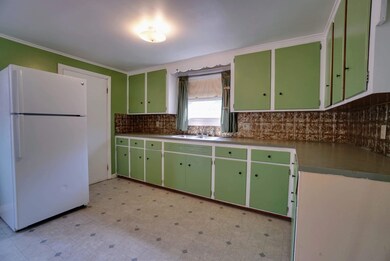 151 Rideout St, Waterville, ME 04901 - photo 2