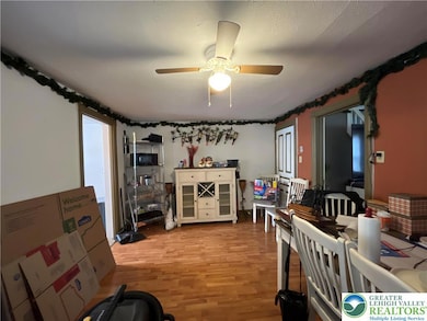 2280 Main St unit 3, Northampton, PA 18067 - photo 4