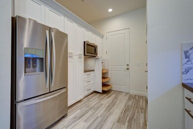 007_Kitchen - Storage