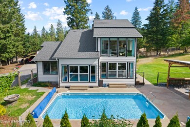 Inside-Spokane-Constitution Ln-71 - Copy