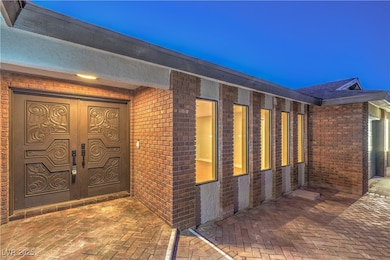 1221 Oak Tree Ln, Las Vegas, NV 89108 - photo 4