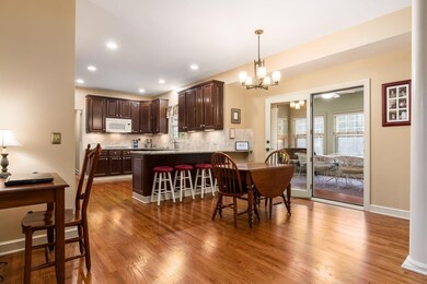 279 McKenna Creek Dr, Columbus, OH 43230 - photo 6