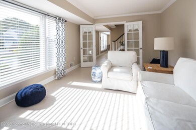 08_Family Room-7