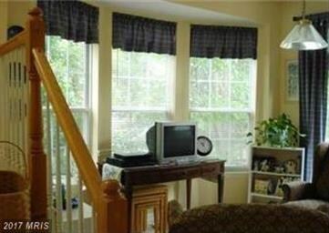 20834 Shamrock Glen Cir, Germantown, MD 20874 - photo 3