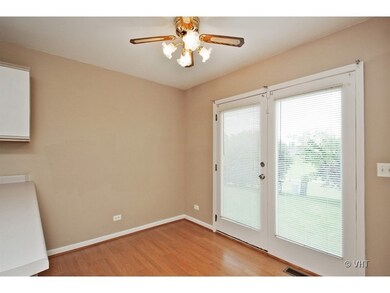 912 Tralee Ct, Gurnee, IL 60031 - photo 4