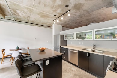 730 N 4th St unit 310, Minneapolis, MN 55401 - photo 3