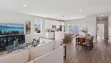 421 Trysil Alley S, Stoughton, WI 53589 - photo 3