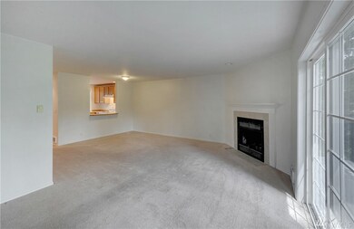 11708 Admiralty Way unit G, Everett, WA 98204 - photo 7