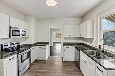 1034 W Truman Rd, Independence, MO 64050 - photo 3