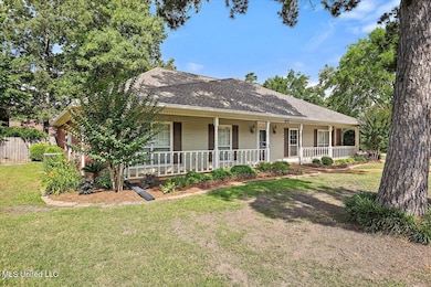 03-907 Tetbury Pl
